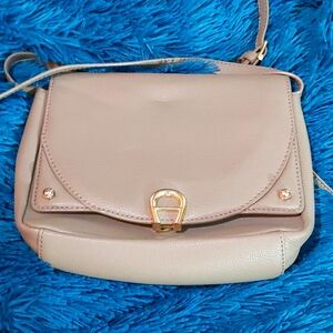 Etienne Aigner Leather bag taupe